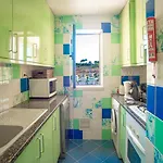 Luxury 1 Bedroom Apartment, Marina De Apartamento