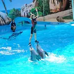 Apartamento Luxury 1 Bedroom Apartment, Marina De