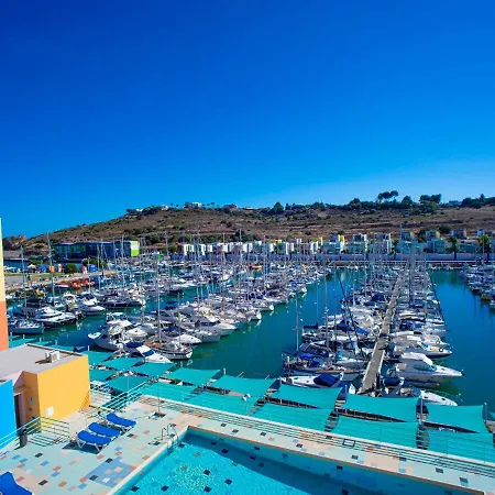 Luxury 1 Bedroom Apartment, Marina De דירה *